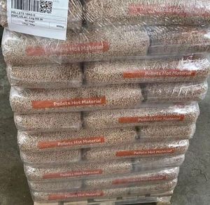 Granulés de litière hygiéniques en bois pour chats et petits animaux, à base de flocons de neige, en vente - Product Image 4