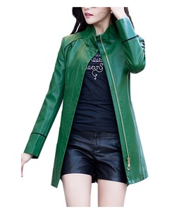 Nueva chaqueta de bombardero de cuero PU para mujer de otoño, Top corto ajustado, chaqueta informal de motocicleta para exteriores para mujer con logotipo personalizado - Product Image 5