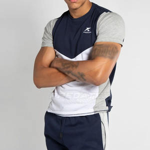 Ensemble T-shirt et short d'été respirant avec logo personnalisé pour hommes - Vêtements de rue décontractés de haute qualité en gros - Product Image 4