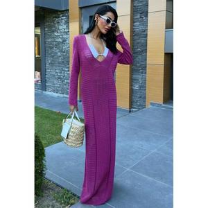 Robe ajourée à col en V 2851 avec effet translucide pour les occasions décontractées - Product Image 5