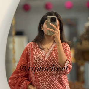 Top y Pantalón de algodón para mujer étnica india, Top de trabajo con bordado de algodón con pantalón y Dupatta para ropa informal y de verano, Top y pantalón - Product Image 1