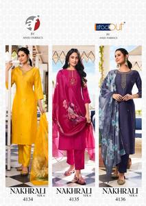 Bas Kurti en soie modale de qualité supérieure avec collection Dupatta disponible au tarif de gros, idéal pour les tenues de fête - Product Image 6