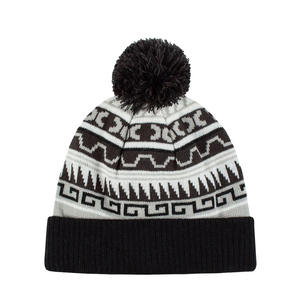 Bonnets en acrylique unisexes chauds et élégants, fabriqués en matière douce, parfaits pour l'hiver, le style décontracté ou la promotion de la marque - Product Image 1