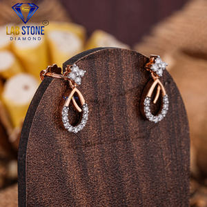 ต่างหู18kt เพชรทรงกลมสีโรสโกลด์0.33 TDW ประดับด้วยหินสี EF-VS - Product Image 3