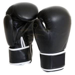 Guantes de boxeo personalizables duraderos de cuero negro y dorado con logotipo personalizado para artes marciales - Product Image 6