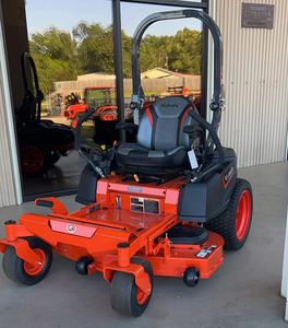 Cortadora de Césped Kubota Zero Turn con Diseño Ergonómico del Asiento - Product Image 1