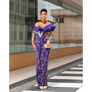 Vestido de Gala Largo con Cuentas y Hombros Descubiertos, Diseño Esculpido con Lentejuelas, Color Amatista, para Eventos Formales, Bodas y Fiestas - Product Image 2
