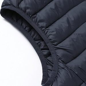 Abrigo informal de invierno 2025 para hombre con capucha sin mangas, chaleco acolchado ligero, chaleco holgado de algodón con logotipo frontal - Product Image 4
