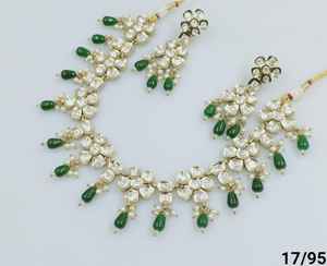 Flor elegante Kundan & Drop indio elegante Motipearl tradicional tono dorado Kundan perla gargantilla collar pendiente conjunto Mujer y Niña - Product Image 2