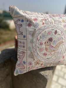 Fundas de cojín de algodón bellamente bordadas de lujo de 45x45 cm, almohadas decorativas sostenibles sin Azo, posicionadores, los mejores al por mayor - Product Image 4