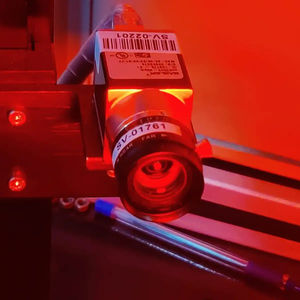 Máquina clasificadora óptica de remache de disco metálico para defectos superficiales y dimensionales - Product Image 5