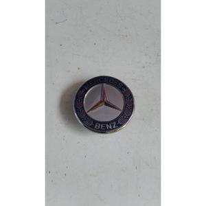276952 BRACELET DE LOGO AVANT MERCEDES CLS W218 (2010-2017) 2188170116 Essence 3.5 - Product Image 3
