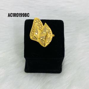 ชุดสร้อยคอทองเหลืองชุบทองหนึ่งกรัมของนักออกแบบชุดกล่องลายดอกไม้ห่วงโซ่การปรับปรุงที่ทันสมัยสำหรับของขวัญแต่งงานความงามแบบคลาสสิก - Product Image 2