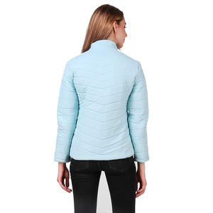 Prix d'usine OEM Veste matelassée pour femmes Vestes décontractées pour femmes Veste respirante Fabriquée au Pakistan - Product Image 2