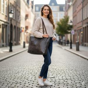 Sac fourre-tout d'affaires en cuir véritable fait main, luxe, doux, brun foncé, cuir de vachette pleine fleur, léger - Product Image 3