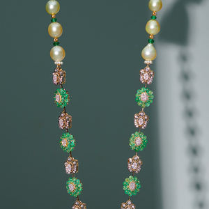 Ensemble de collier de luxe moderne et élégant en plaqué or de 24 carats-parfait pour les occasions spéciales et l'usure quotidienne - Product Image 2