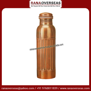 Bouteille d'eau en cuivre pur de qualité supérieure au design martelé grand récipient en cuivre pur ayurvédique noir antique au meilleur prix - Product Image 2