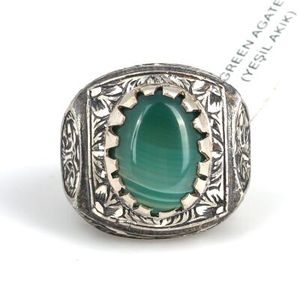 Anillo de Plata de Ley 925 Hecho a Mano para Hombre con Piedra de Ágata Verde Ovalada, Engaste de Bisel Estilo Pluma, Corte Marquesa, Joyería para Uso Diario - Product Image 3