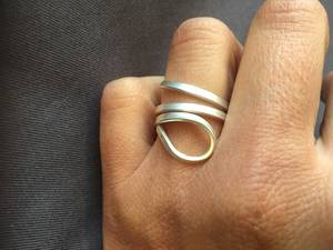 Bague en laiton design élégante, durable et un accessoire indispensable pour une beauté intemporelle - Product Image 3