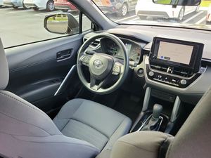 Corolla Cross Hybride XSE AWD d'occasion 2025 - Product Image 6