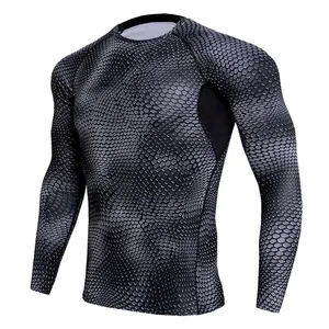 Nuevo protector de erupción transpirable MMA rashguard personalizado sublimado impreso para hombre protector de erupción a un precio muy barato logotipo personalizado servicio OEM