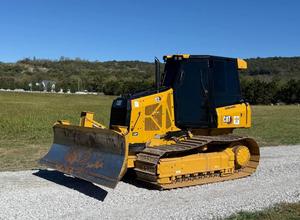 Livraison gratuite CAT D2 LGP Bulldozer sur chenilles haute performance à vendre Lame de bulldozer 6 voies approuvée CE EPA 92hp Diesel 19,100 livres - Product Image 3