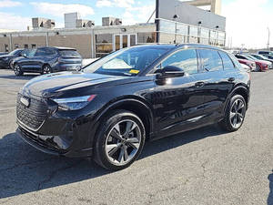 Audi Q4 e-tron 2023 USADO EN EXCELENTES CONDICIONES - Product Image 2