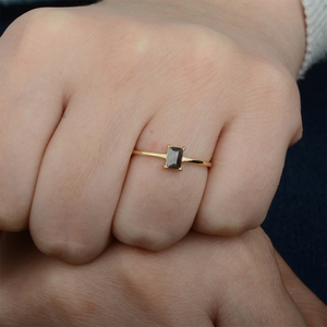 Proveedor Mayorista Pimienta Natural Sal Corte Esmeralda Diamante Anillo 14K Oro Disponible A Precio Asequible Producible en 10K/18k - Product Image 5