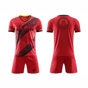 La mejor calidad, diseño personalizado, transpirable, comodidad, conjuntos de uniformes de camiseta de fútbol, servicio OEM para jóvenes, jugadores masculinos, corte automatizado - Product Image 3