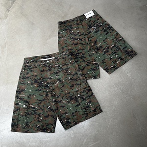 Shorts <span class=keywords><strong>en</strong></span> <span class=keywords><strong>jean</strong></span> vintage personnalisés de qualité OEM pour hommes, streetwear, denim délavé, shorts <span class=keywords><strong>en</strong></span> <span class=keywords><strong>jean</strong></span> camouflage <span class=keywords><strong>en</strong></span> coton avec impression intégrale pour hommes - Product Image 3