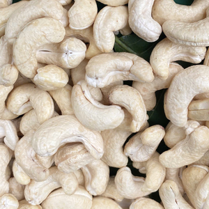High Quality Cashew LWP Cashew Nuts Customized Packaging Santigo - Product Image 1