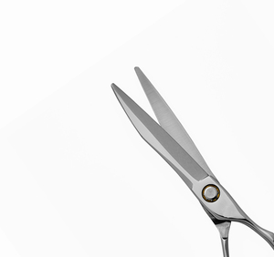 Tijeras de corte de pelo superior con reposapiés Hermosas tijeras de corte de peluquero Cuchillas afiladas con borde de afeitar recubierto de plata - Product Image 5