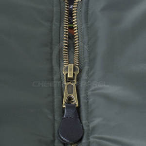 Nouvelle veste bomber tendance au design inspiré de la mode, tissu doux au toucher, pour un usage décontracté toute saison. - Product Image 3