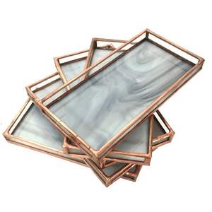 OUTIL MEILLEUR PLATEAU EN RÉSINE MODERNE FAIT À LA MAIN Plateau élégant arrondi jetable écologique pour le service et le style de la maison - Product Image 1