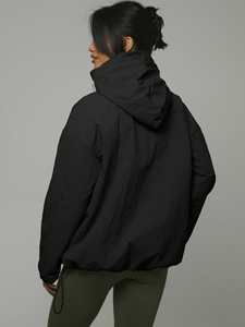 Femme Vintage Nylon Demi Poche Zip Détail Logo À Capuche Anorak Veste Long Coupe-Vent Baggy Surdimensionné Caractéristiques Motif Solide - Product Image 5