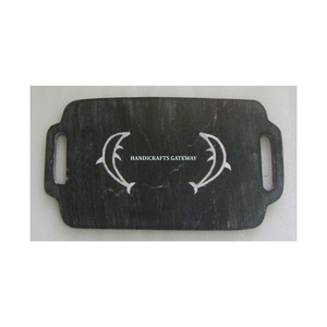 Planche à découper pour cuisine, en marbre naturel artisanal unique, avec finition fine et incrustation de nacre en forme de poisson. - Product Image 1