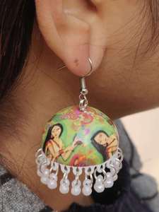 Alta calidad Meenakari trabajo diseñador pintado a mano Color Blanco cuenta indio Jhumki pendiente para mujeres y niñas nuevo diseño cómodo - Product Image 2