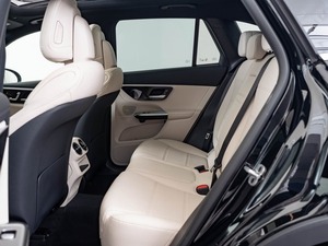 2024 Mercedes-Benz GLC 300 9-tốc độ tự động 4MATIC với <span class=keywords><strong>OD</strong></span> tốt nhất bán sử dụng i4 lai - Product Image 5