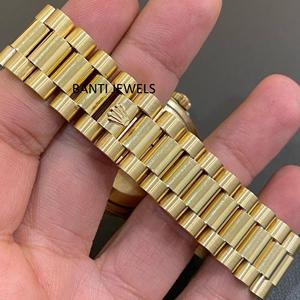 Reloj de Lujo con Moissanita Dorada, Esfera con Incrustaciones, Joyería Hip Hop, Reloj de Pulsera de Acero Inoxidable con Diamantes - Product Image 2