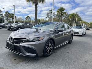 Toyota Camry SE 2024 Usado en Buen Estado - Product Image 2