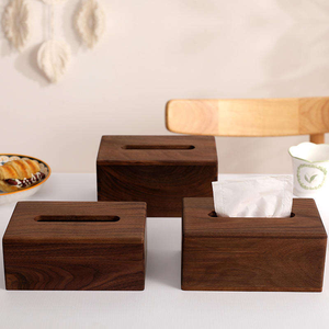 กล่องใส่กระดาษทิชชูไม้ รุ่น SH-2933 ผลิตด้วยมือ ดีไซน์คลาสสิก หรูหรา ทำจากไม้วอลนัทสีน้ำตาล ของ SANIYA HANDICRAFT - Product Image 3