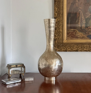 Jarrón Alto de Metal de Aluminio de Diseño Indio, Hecho a Mano, Estilo Costero, Dorado, para Restaurantes y Hoteles - Product Image 2