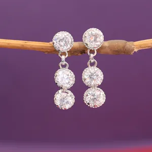 Pendientes de Plata 925 con Circonita Cúbica y Baño de Oro para Boda o Fiesta, Regalo para Mujer - Product Image 1