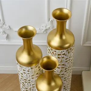 Vase à fleurs de table en fer artisanal de luxe, design côtier, écologique, décoration intérieure tendance, design haut de gamme, intérieurs élégants - Product Image 4