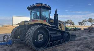 Tracteur à chenilles Massey Ferguson Challenger MT865E 2019 4RM avec moteurs de 160 ch, 180 ch, 70 ch et 45 ch, option moteur Deer de 45 ch - Product Image 4