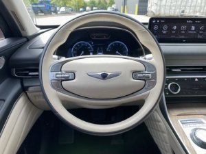 Seminuevo Clean 2024 Gen _ SIS GV80 Twin Turbo Premium - Product Image 4