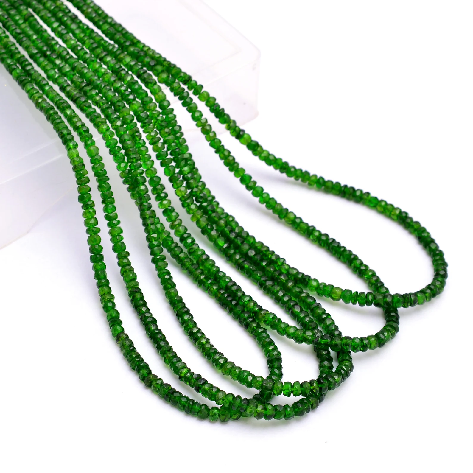 สีเขียว