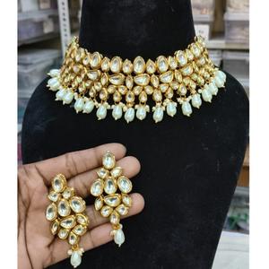 Kundan meenakari ชุดเครื่องประดับทองเหลืองชุบทองพร้อมไข่มุกสำหรับงานแต่งงานงานเลี้ยงวันครบรอบเจ้าสาวสำหรับของขวัญหมั้น - Product Image 1