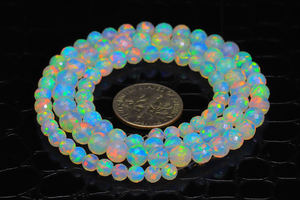 Atractivo Ópalo Etíope de 4mm - 6mm, Esfera Facetada Brillante, Ópalo Etíope con Destellos Arcoíris, Hilo de Esferas de 16 Pulgadas - Product Image 2