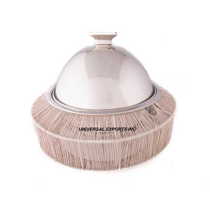 Olla caliente de madera de nogal con tapa martillada dorada Cazuela hecha a mano de calidad premium Calentador de alimentos de metal de lujo de la mejor calidad - Product Image 2